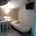 Couette-café La Douce Charentaise 3*