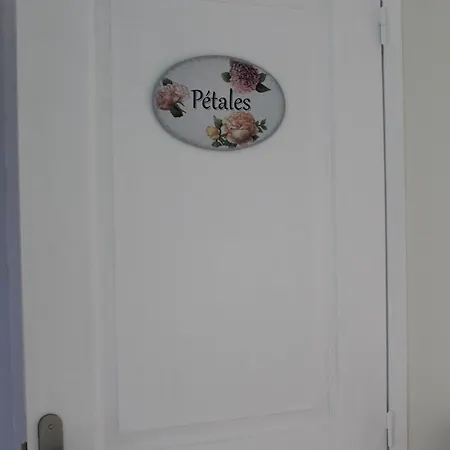 La Douce Charentaise Oda ve Kahvaltı